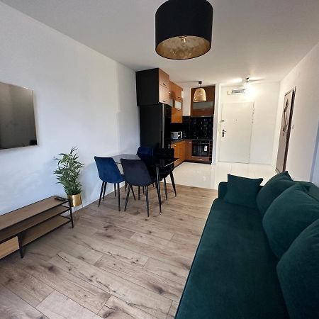 Sdh 3 Radzymin Comfortable Apartment Near Warsaw Buitenkant foto